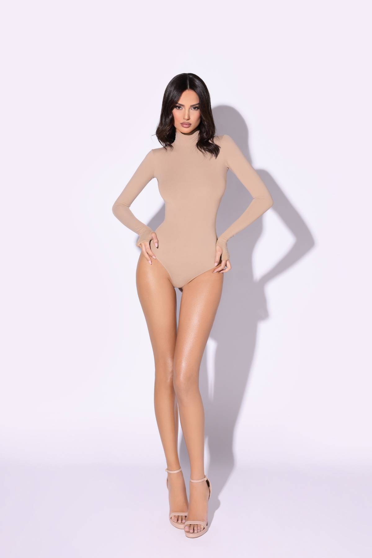 SLEEK FIT THONG BODYSUIT