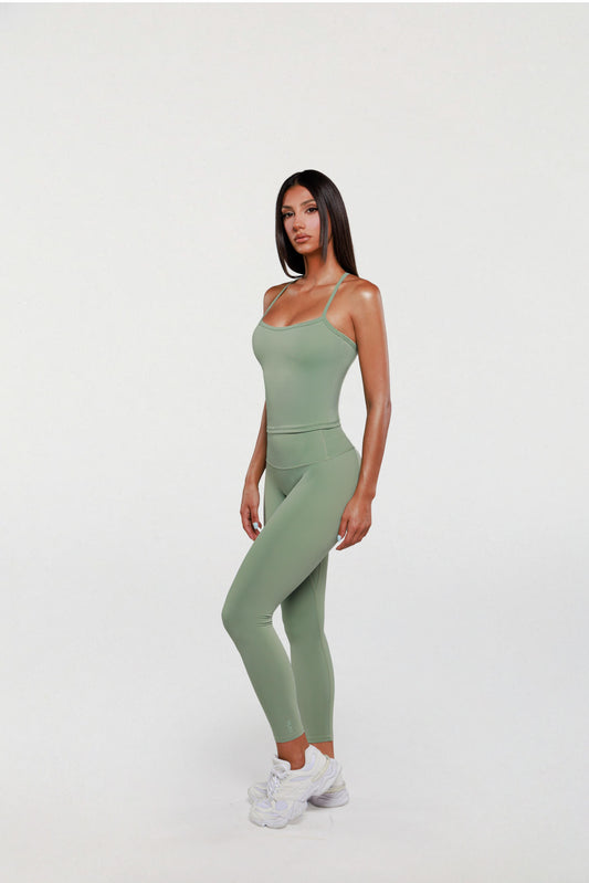 HIGH WAIST ESSENTIAL LEGGING
