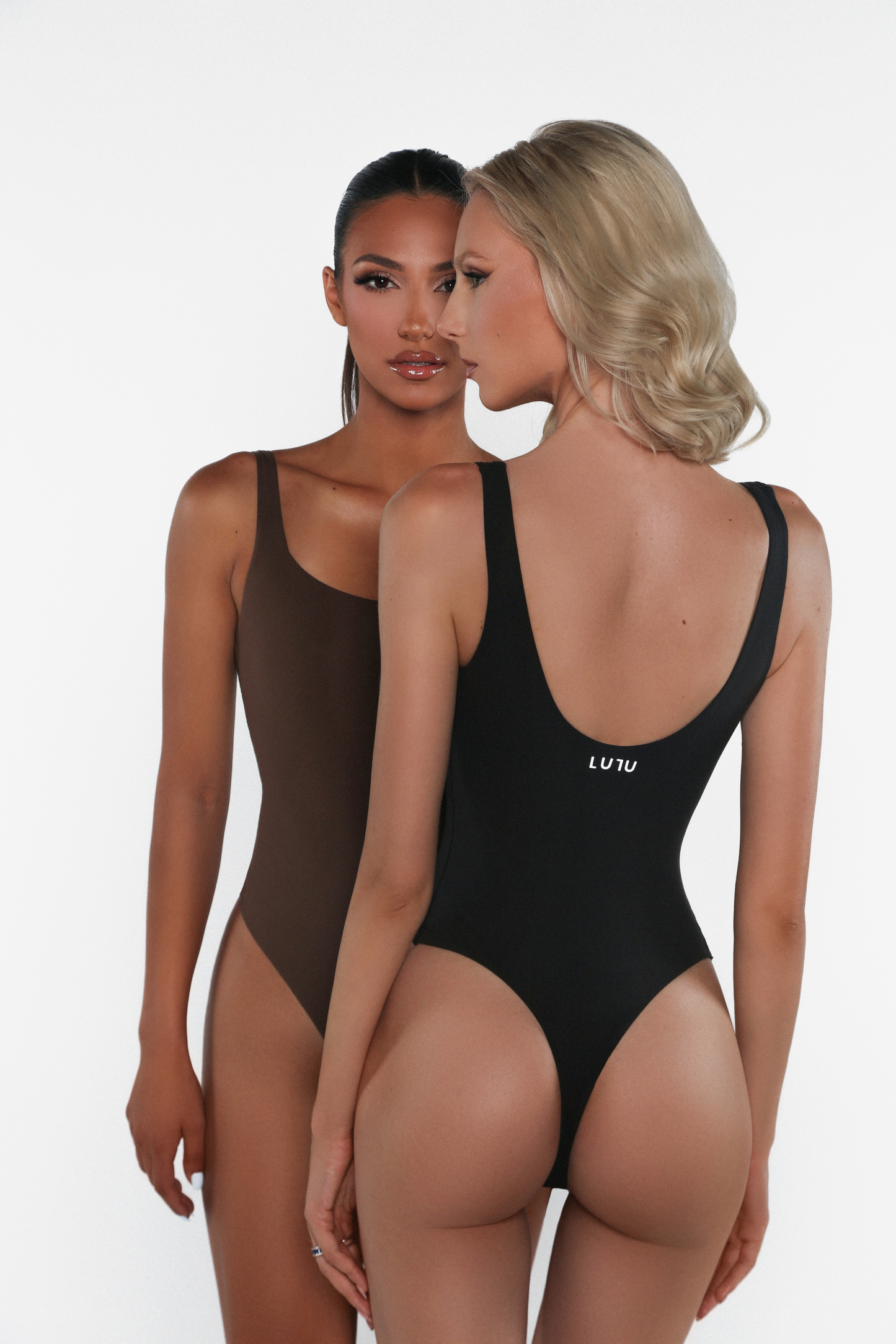 EFFORTLESS SCULPT BODYSUIT